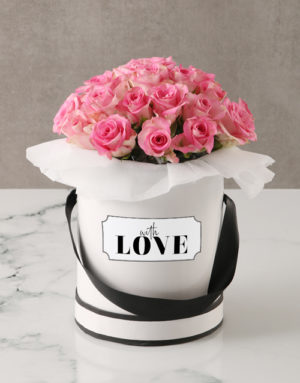 roses Pink Roses in Love Hatbox